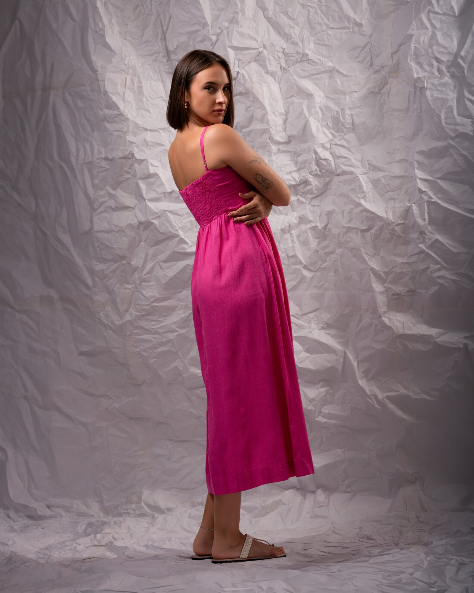 Women’s Pure Linen Spaghetti Strap Midi Dress - Image 2